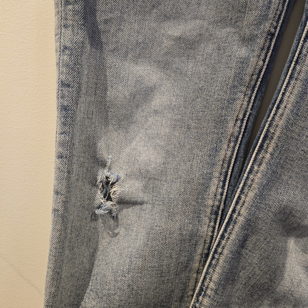 Denim Forum Yoko High Rise Slim Distressed Size 26 - Picture 9 of 14